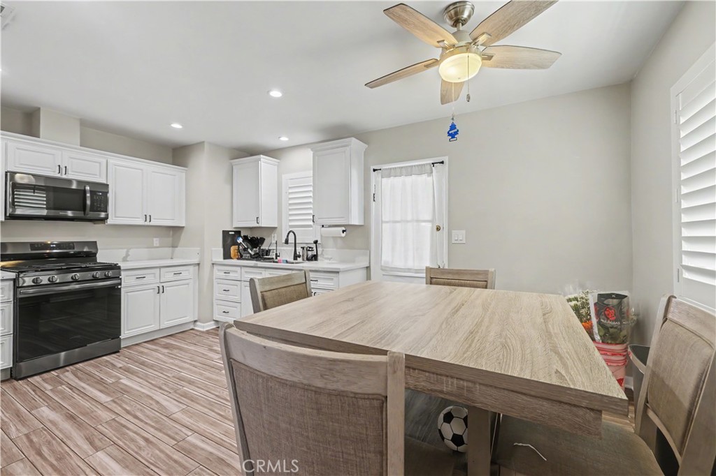 1136 Hancock Property Photo 11