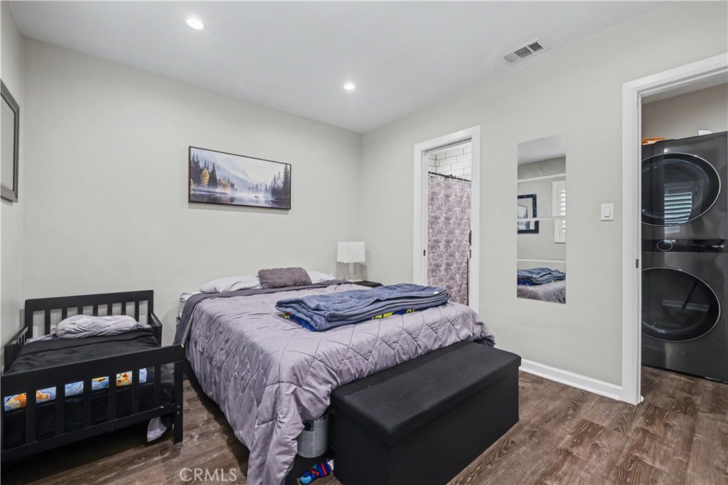 1136 Hancock Property Photo 18