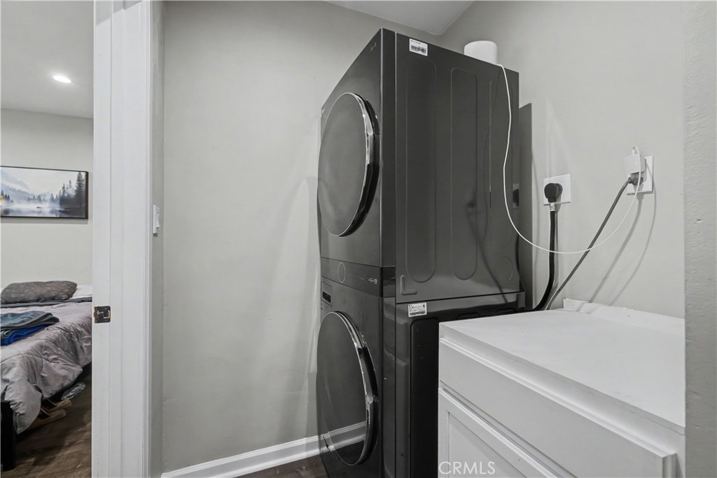 1136 Hancock Property Photo 20