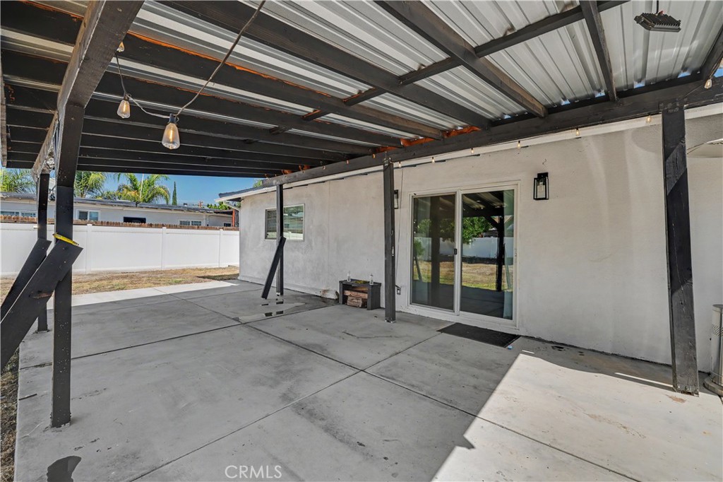 1136 Hancock Property Photo 37