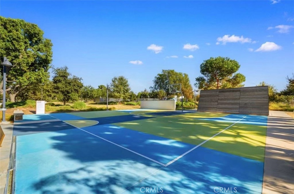 221 Stage Property Photo 28