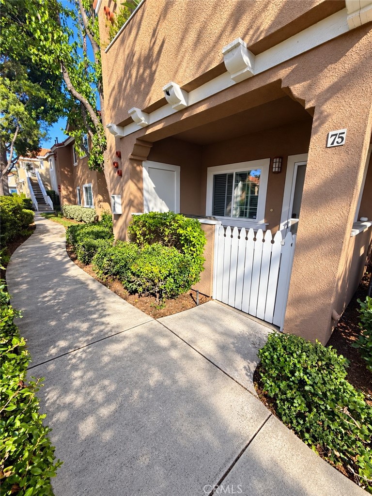 75 Via Meseta Property Photo 1