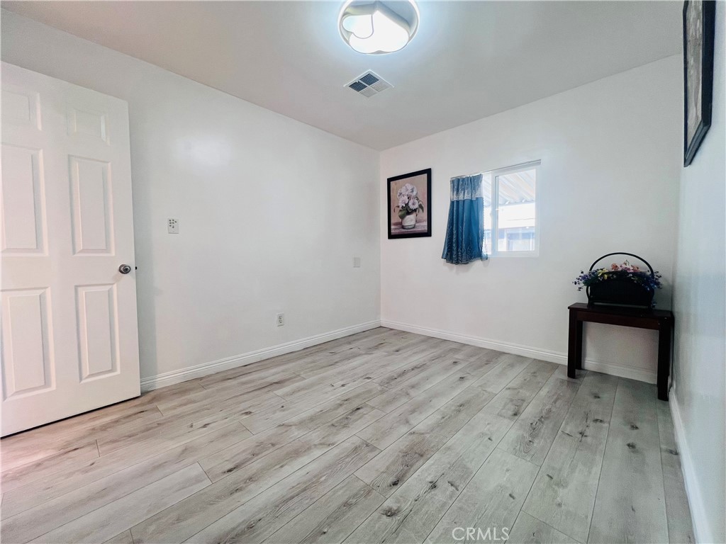1560 S Otterbein Avenue 183 Property Photo 5