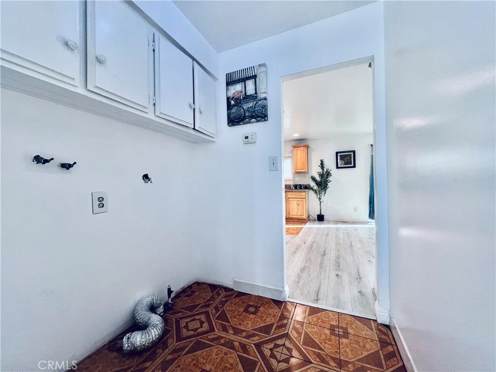 1560 S Otterbein Avenue 183 Property Photo 10