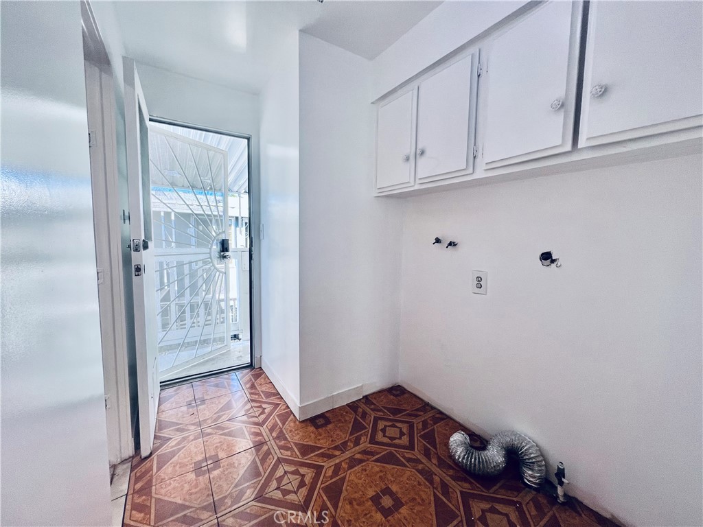 1560 S Otterbein Avenue 183 Property Photo 11