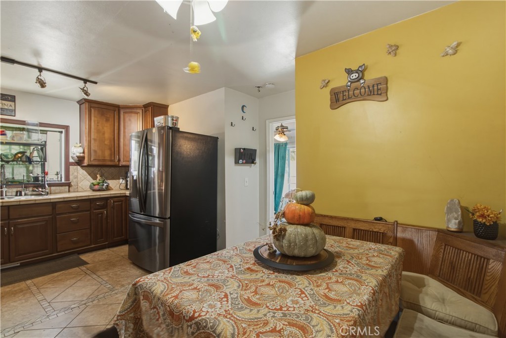 337 N Occidental Property Photo 6