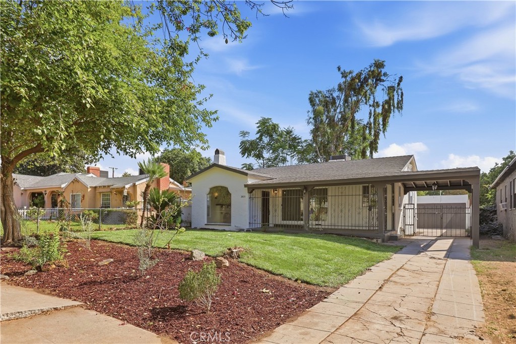 2831 N E Street Property Photo 6