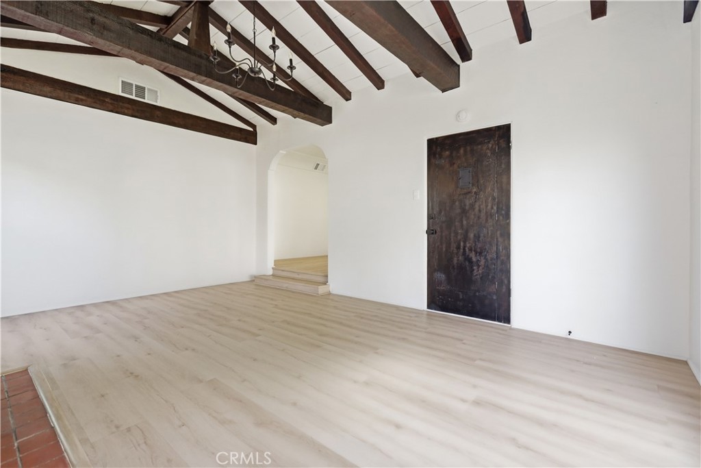 2831 N E Street Property Photo 15