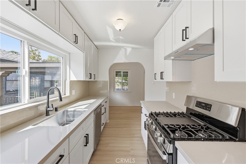 2831 N E Street Property Photo 23