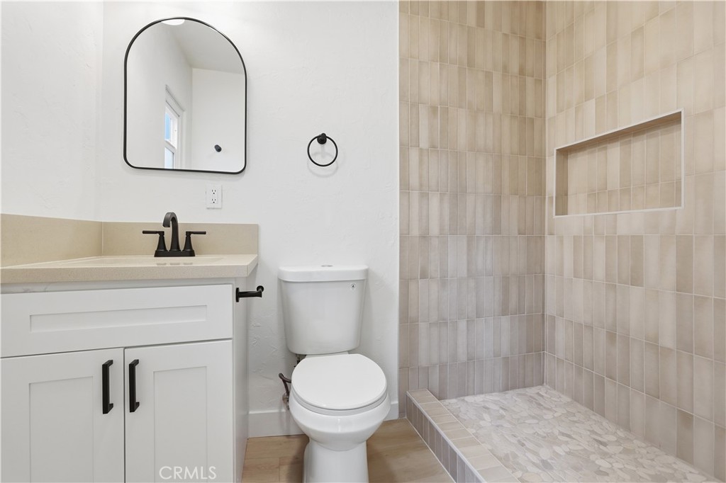 2831 N E Street Property Photo 25