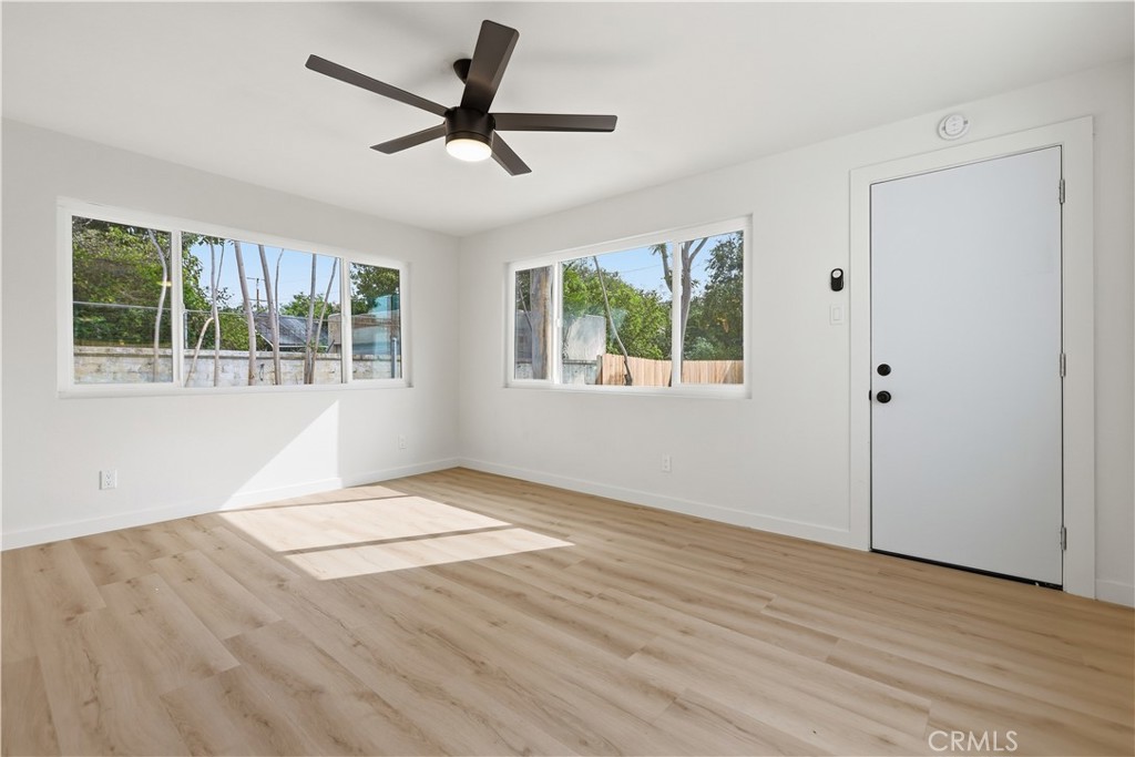 2831 N E Street Property Photo 32