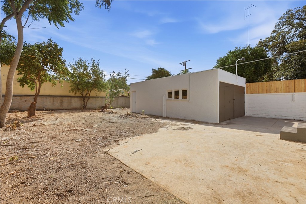 2831 N E Street Property Photo 34