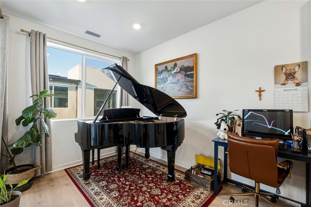 960 N Tangent Privado 303 Property Photo 10
