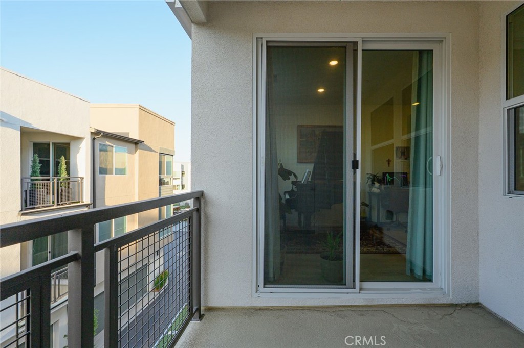 960 N Tangent Privado 303 Property Photo 17