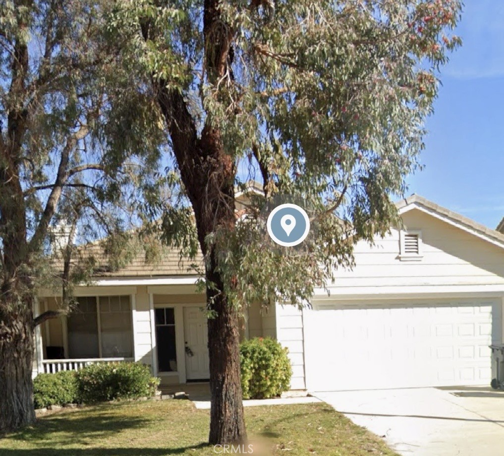 27450 Fallbrook Court Property Photo 1