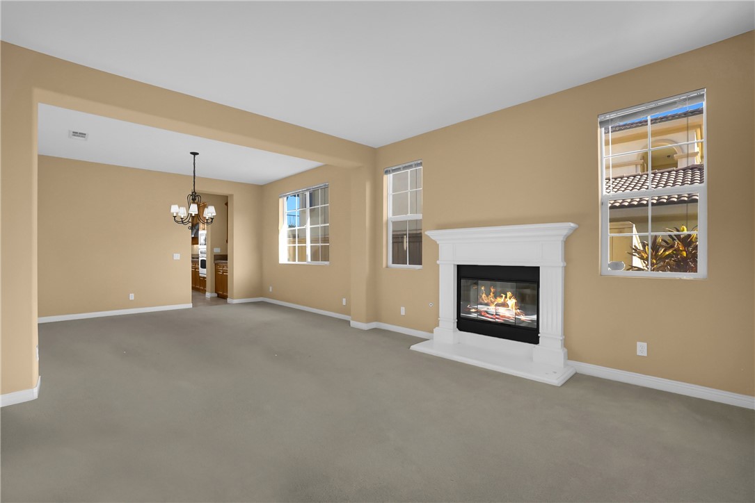 7 Plaza Valenza Property Photo 7