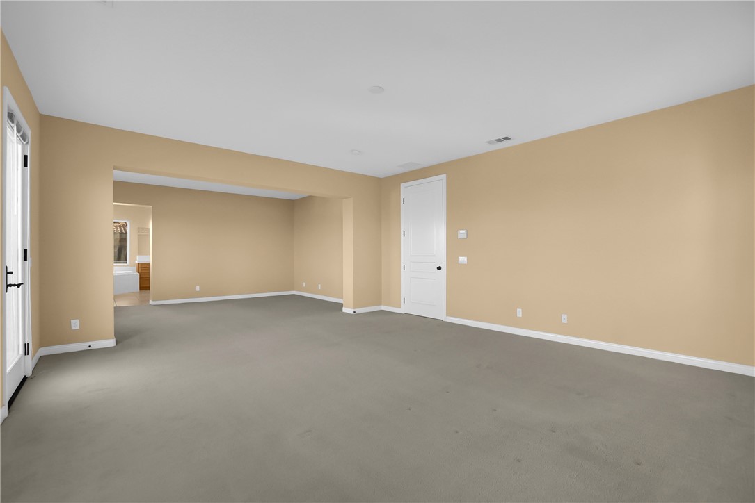 7 Plaza Valenza Property Photo 29
