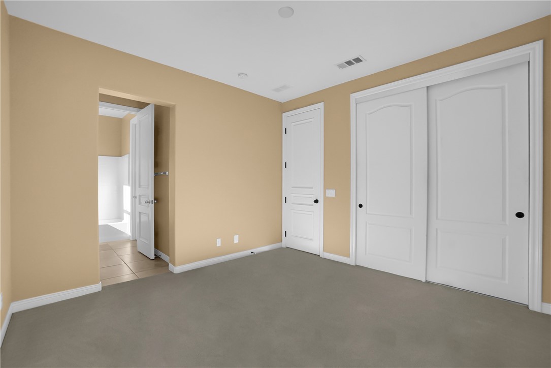 7 Plaza Valenza Property Photo 39