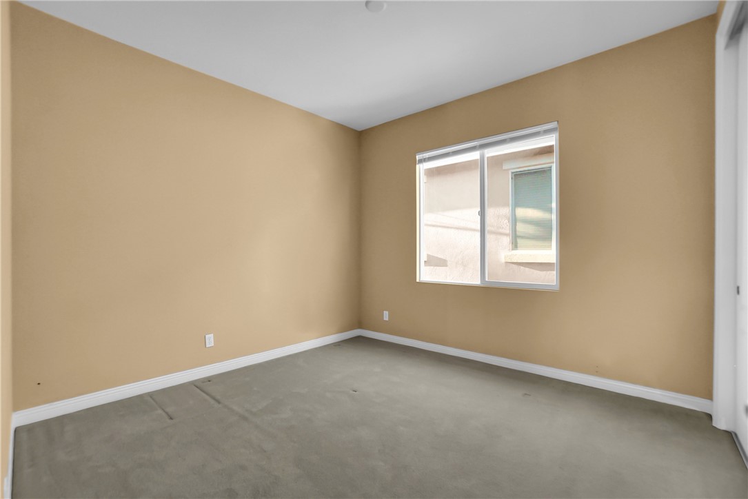 7 Plaza Valenza Property Photo 46