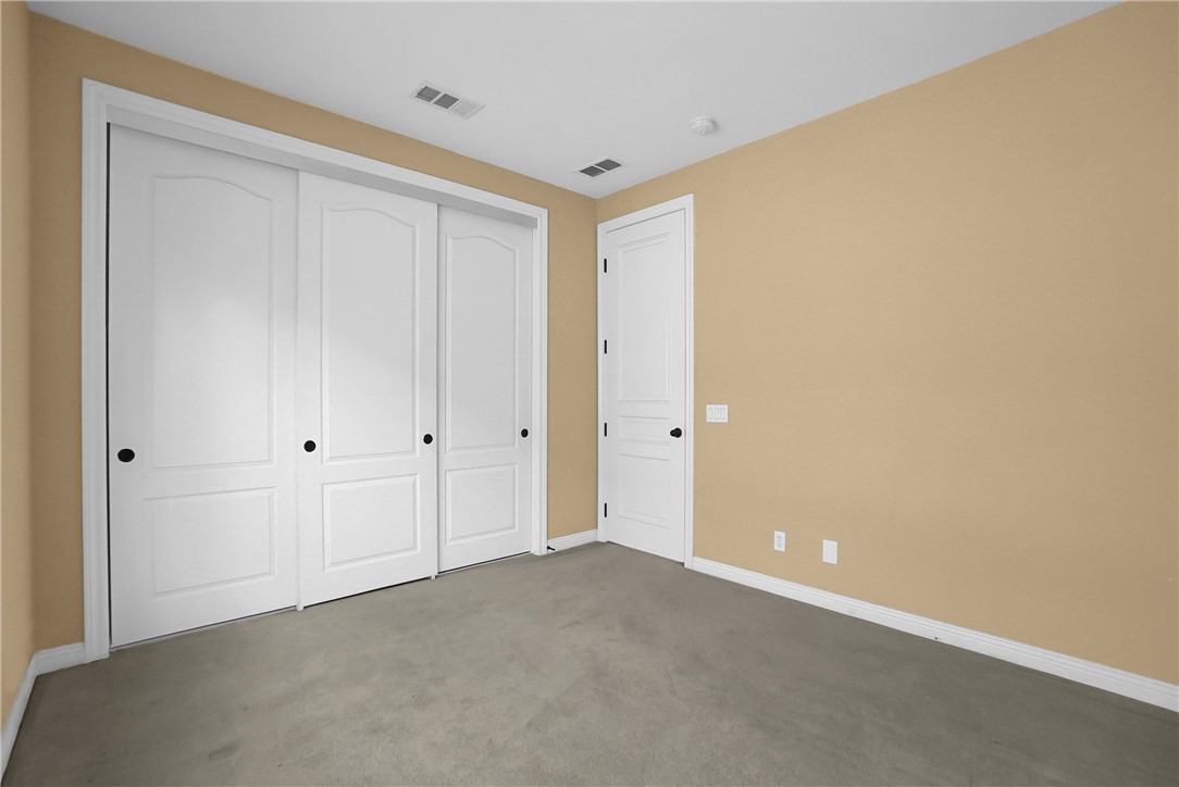 7 Plaza Valenza Property Photo 47