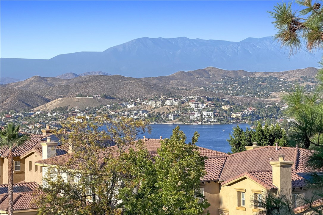7 Plaza Valenza Property Photo 55