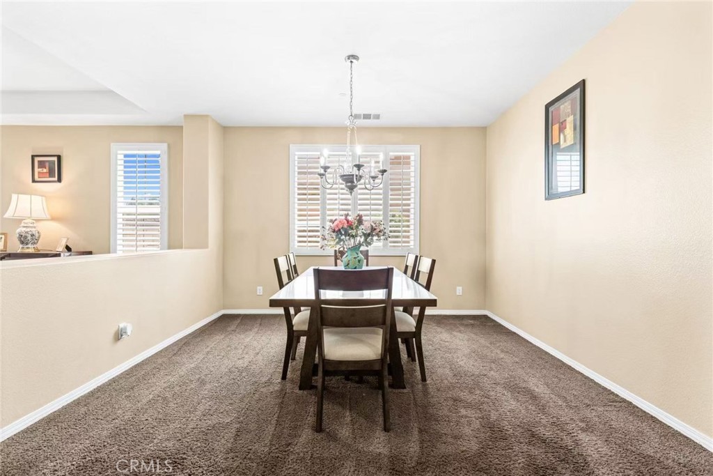 16425 Basswood Property Photo 8