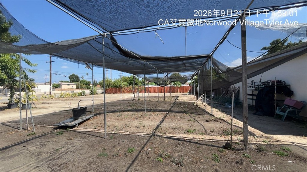 4254 Tyler Property Photo 6