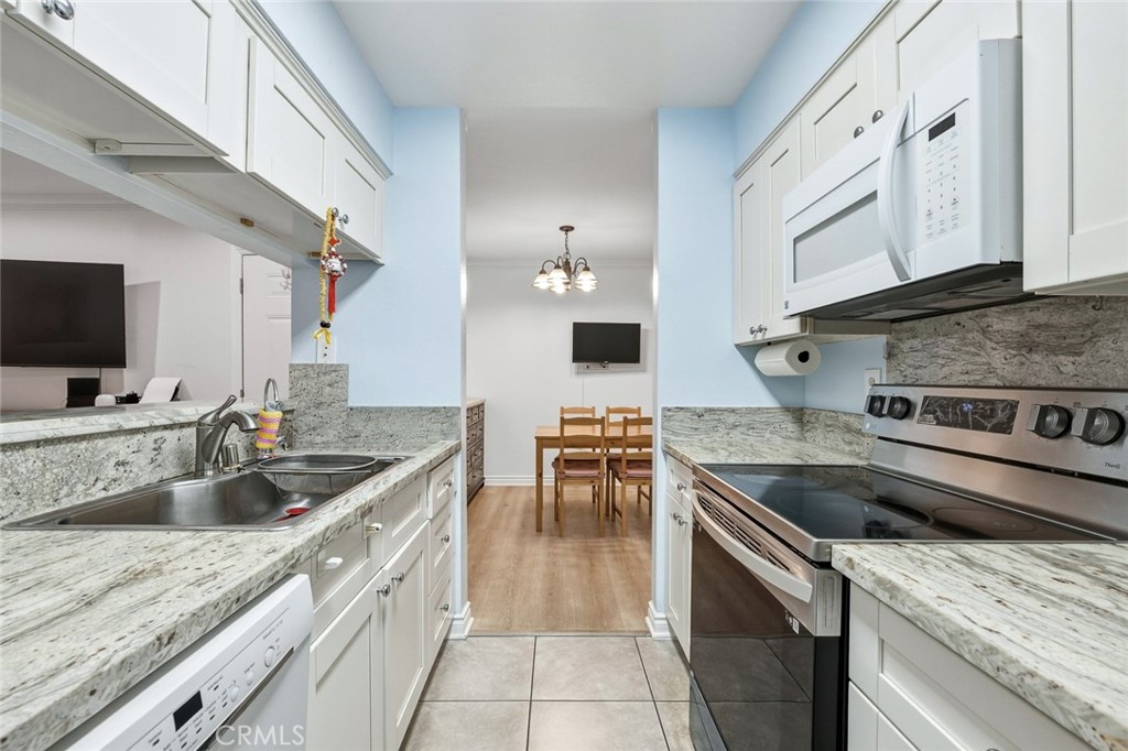 10655 Lemon Ave 3107 Property Photo 7