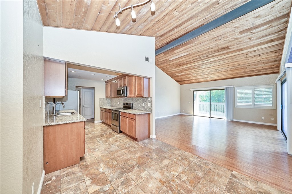 3636 Sumner Avenue 209 Property Photo 10