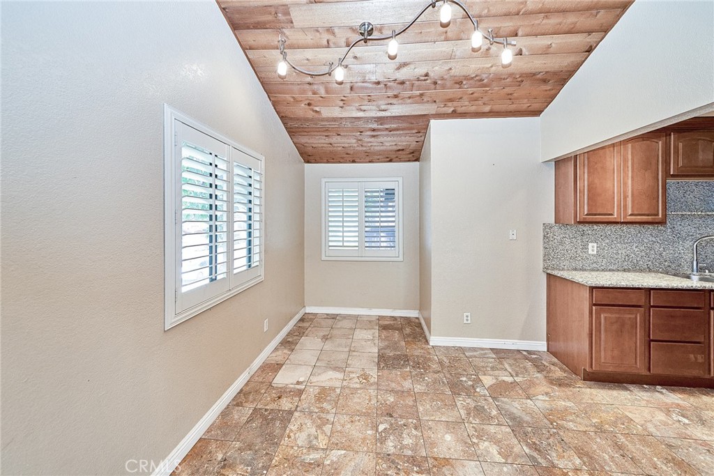 3636 Sumner Avenue 209 Property Photo 11