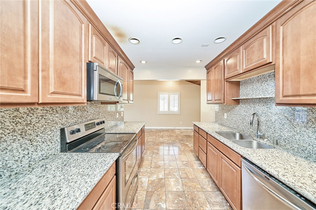 3636 Sumner Avenue 209 Property Photo 13