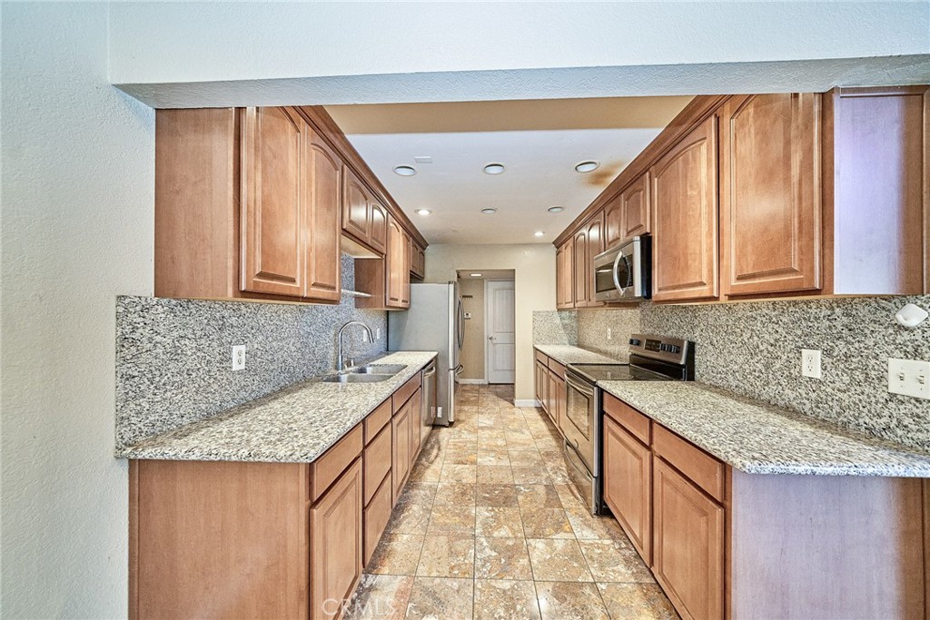 3636 Sumner Avenue 209 Property Photo 14