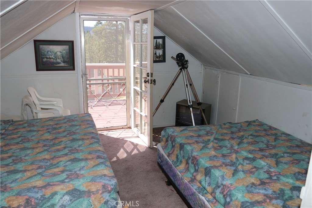 801 Edgemoor Property Photo 13