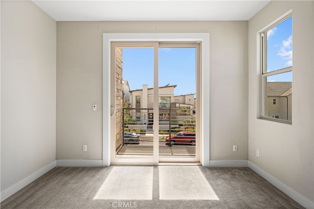 151 Scale Property Photo 48