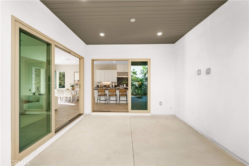 151 Scale Property Photo 55