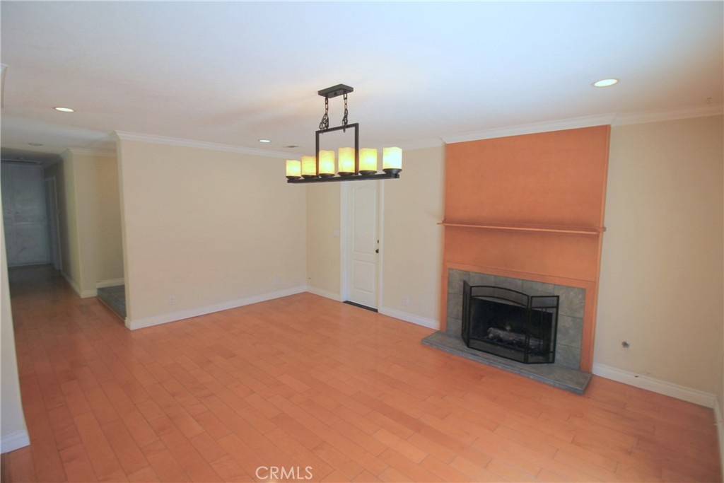 23951 Decorah Road Property Photo 4