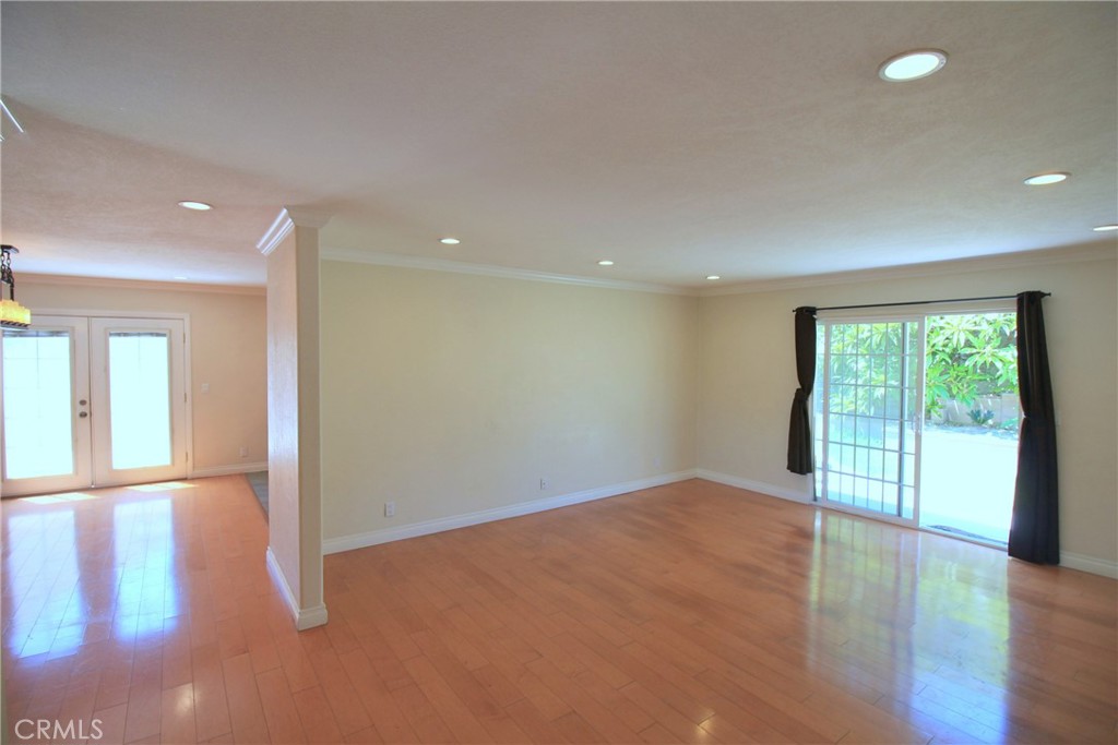 23951 Decorah Road Property Photo 14