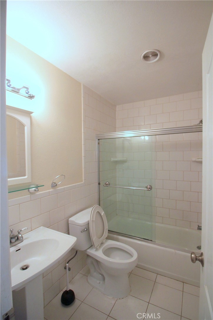23951 Decorah Road Property Photo 21