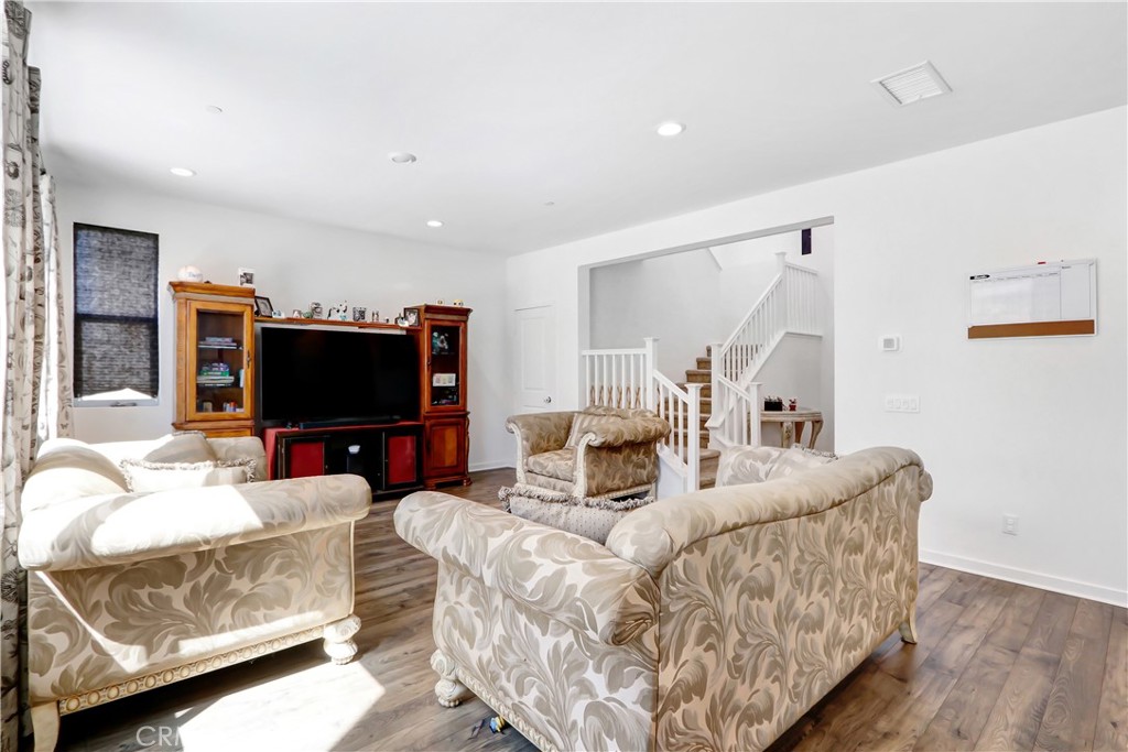 36971 Frantoio Property Photo 4