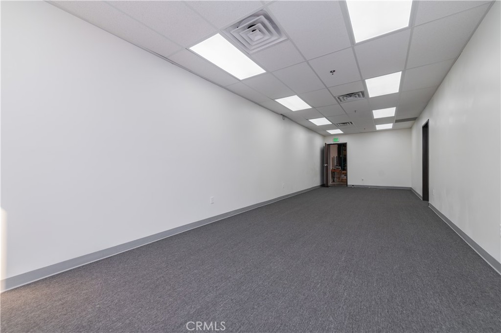201 N Corona Avenue Suite 103 Property Photo 8