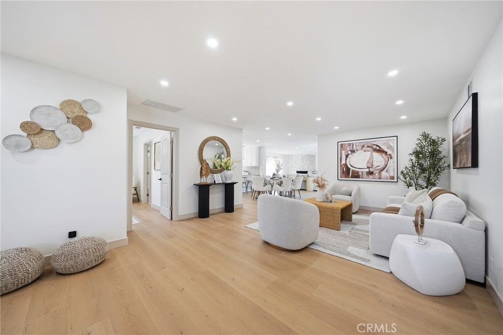 5398 Park Avenue Property Photo 4