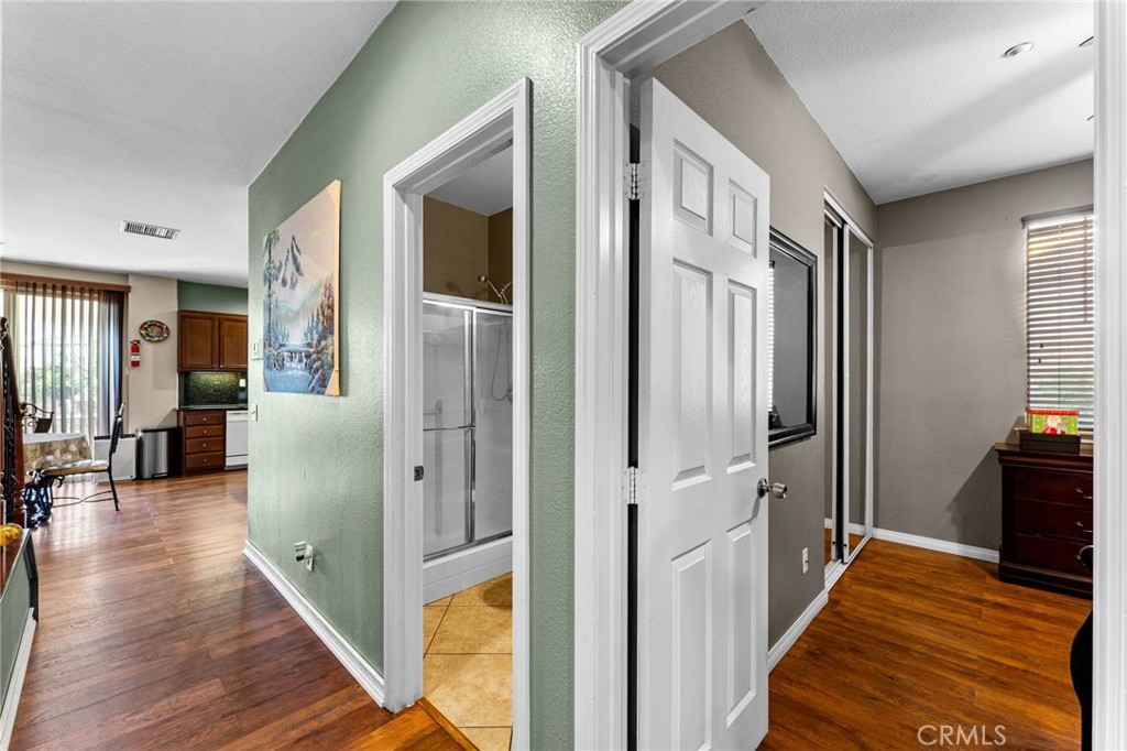 15356 Thistle Street Property Photo 6