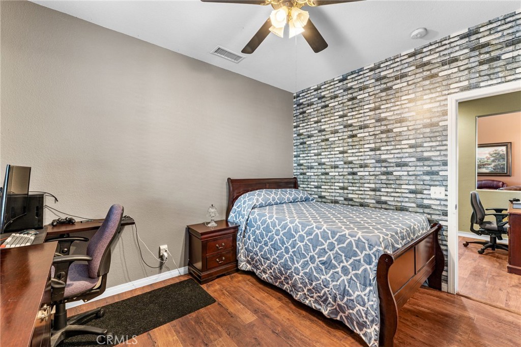 15356 Thistle Street Property Photo 7