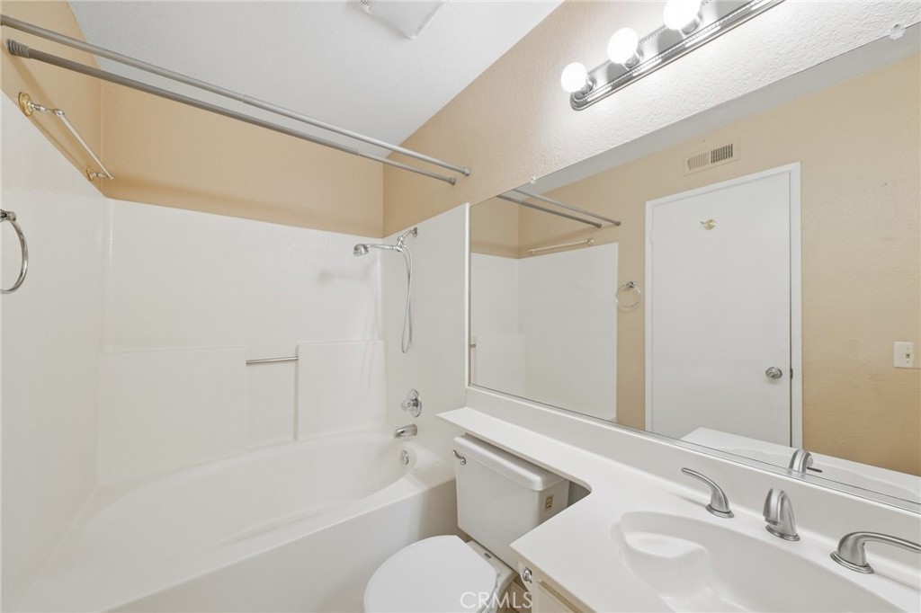 11102 Berwick Property Photo 21