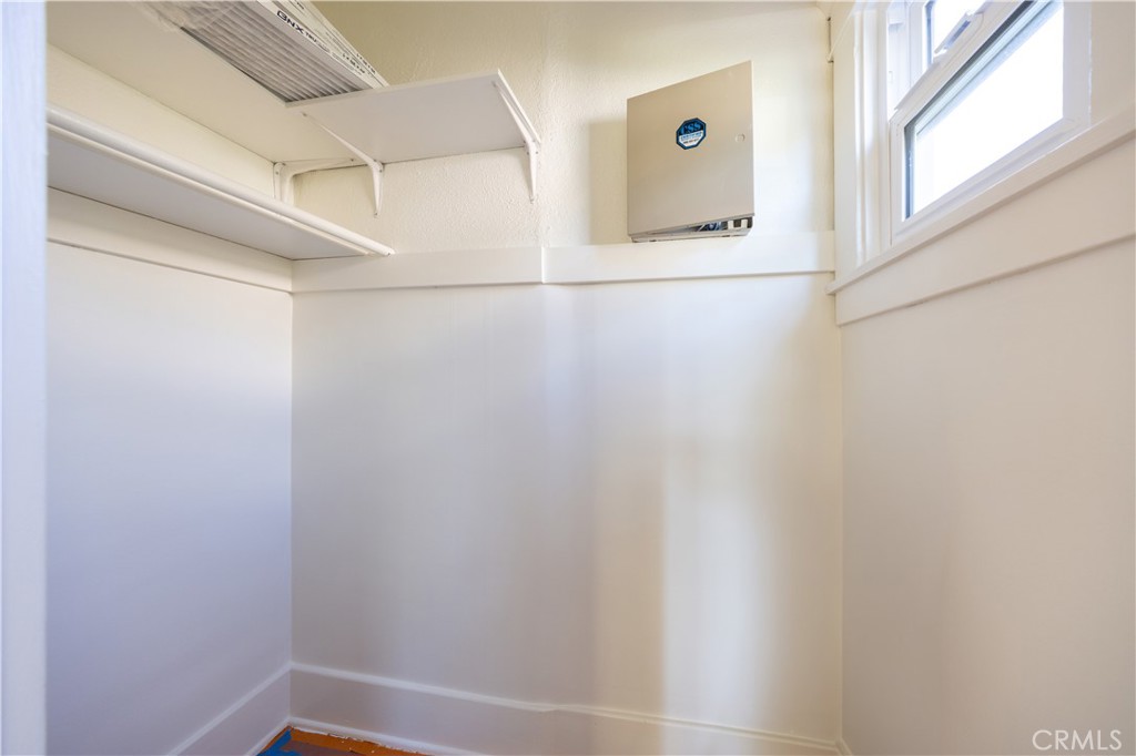 135 N San Marino Avenue Property Photo 14