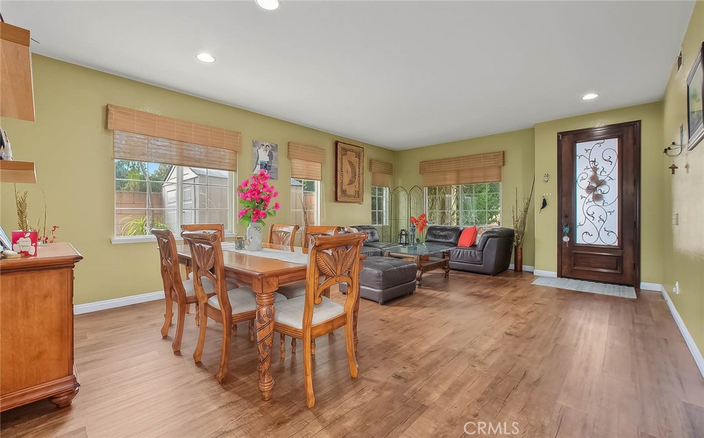 4653 Lombardy Court Property Photo 9