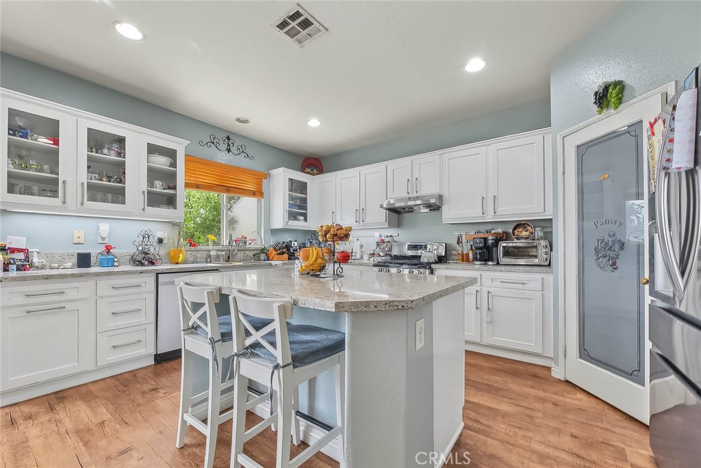 4653 Lombardy Court Property Photo 12