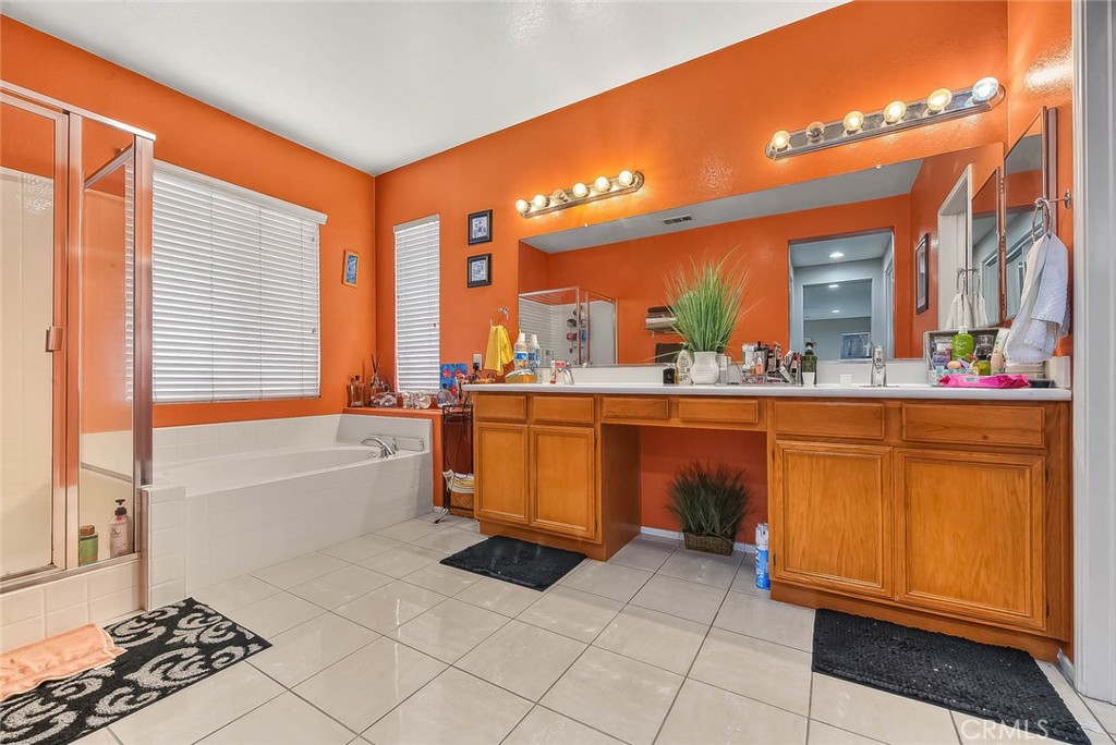 4653 Lombardy Court Property Photo 38