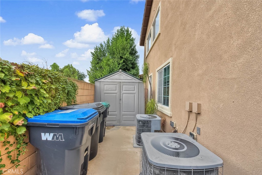 4653 Lombardy Court Property Photo 43