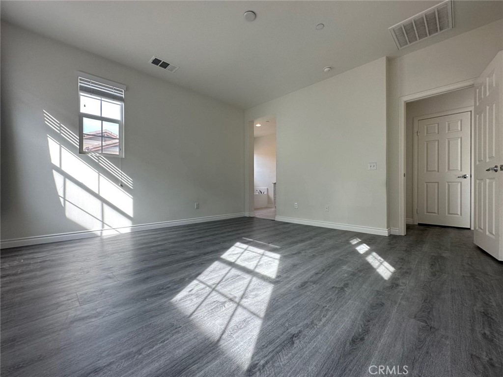 6043 Snapdragon Property Photo 4